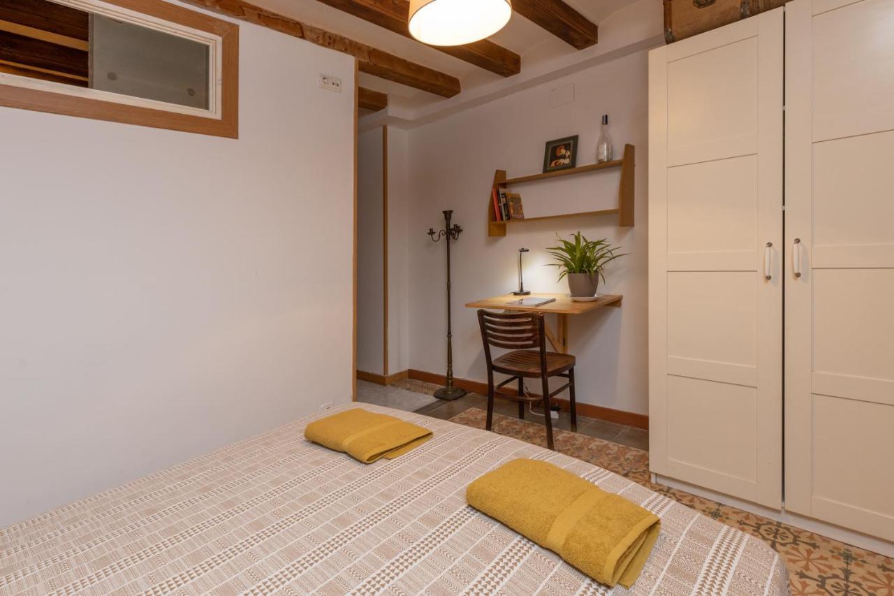 Aparteasy - Central Gracia Apartments Barcelona Eksteriør bilde