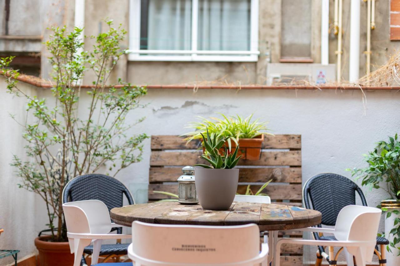 Aparteasy - Central Gracia Apartments Barcelona Eksteriør bilde