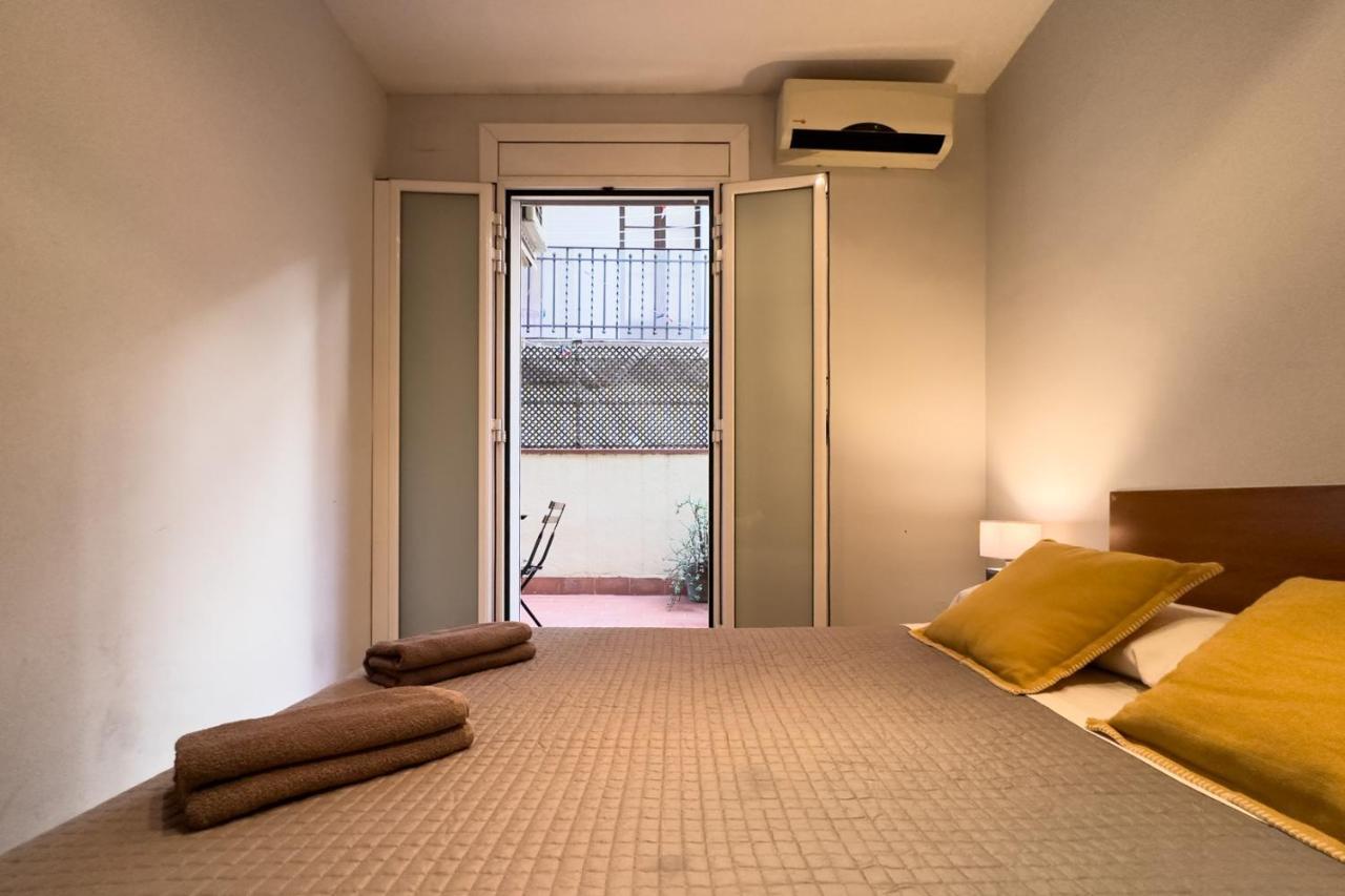 Aparteasy - Central Gracia Apartments Barcelona Eksteriør bilde