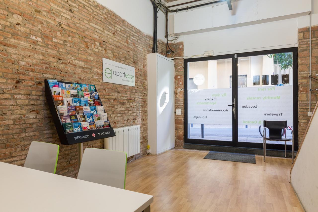 Aparteasy - Central Gracia Apartments Barcelona Eksteriør bilde