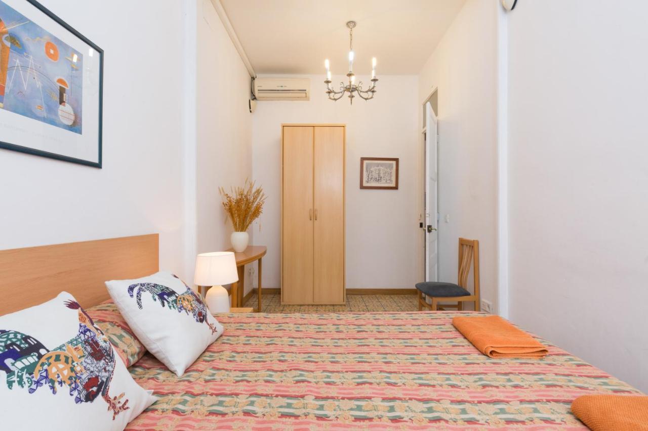 Aparteasy - Central Gracia Apartments Barcelona Eksteriør bilde