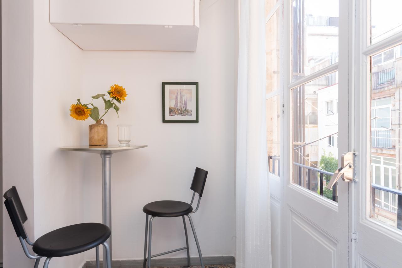 Aparteasy - Central Gracia Apartments Barcelona Eksteriør bilde