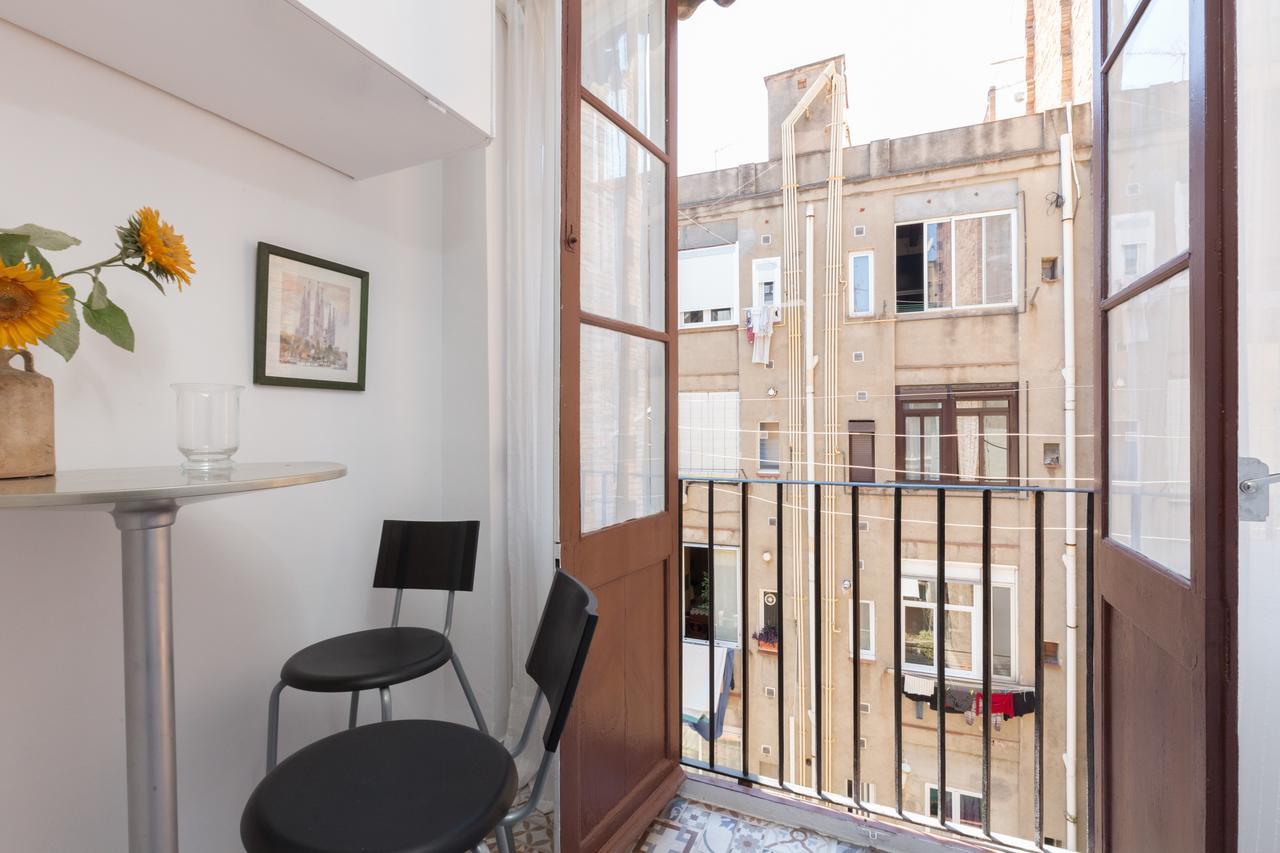 Aparteasy - Central Gracia Apartments Barcelona Eksteriør bilde